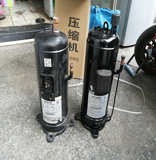 秀峰中央空调压缩机的更换维修